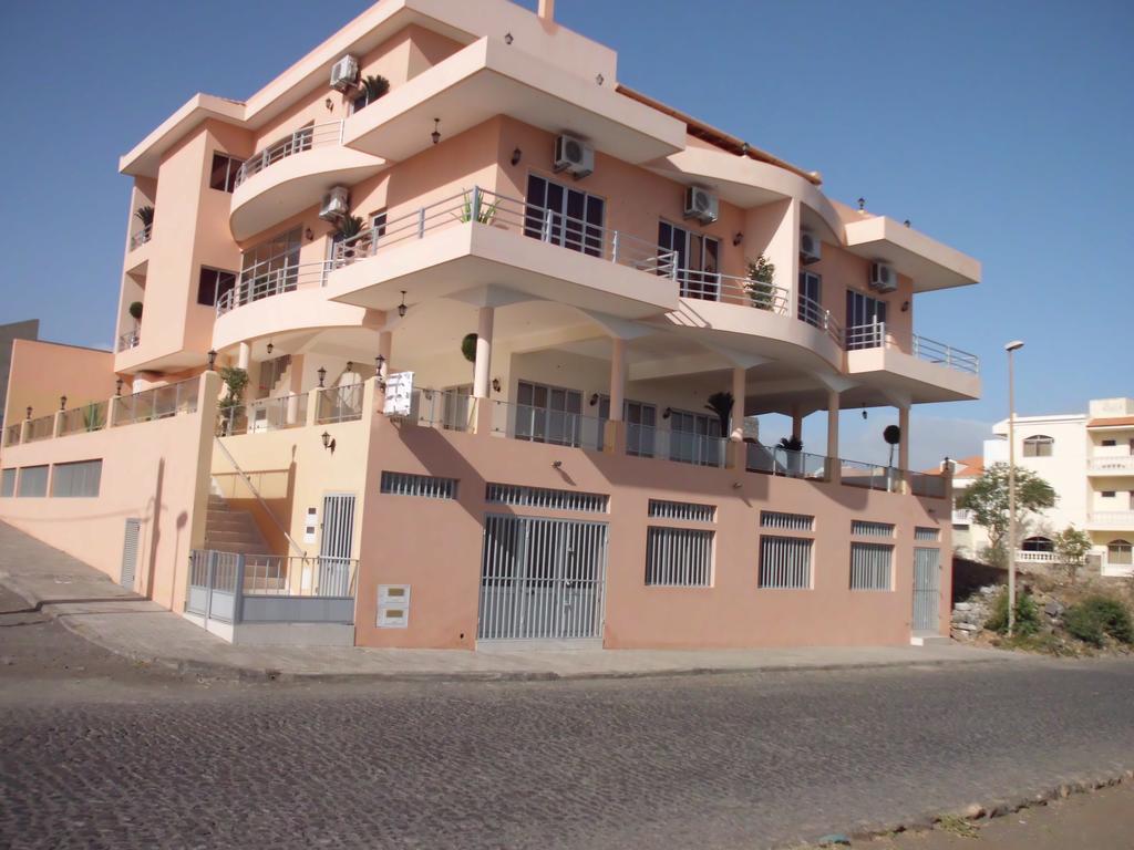 Restaurante Residencial Nova Cidade Porto Novo Esterno foto